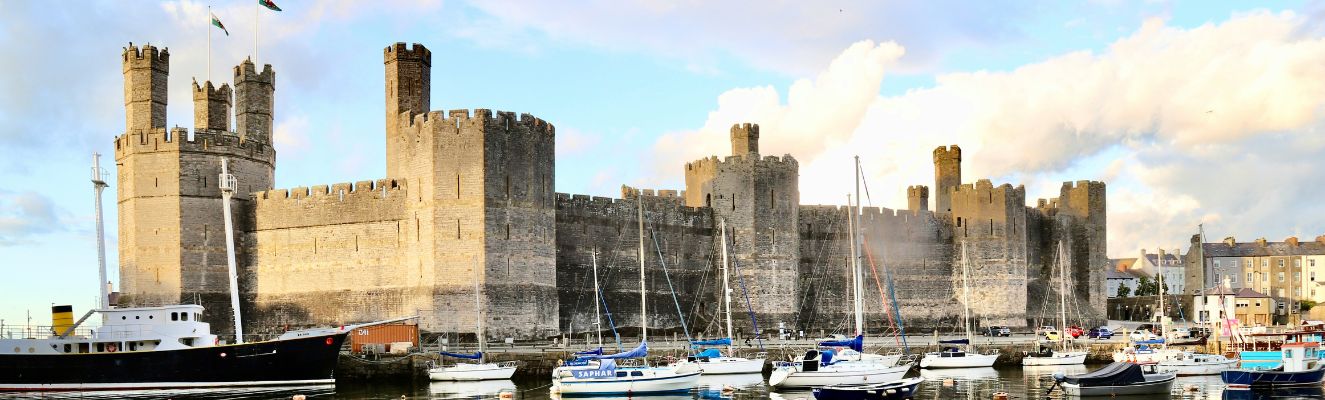 Caernarfon Castle, Castle Ditch, Caernarfon, UK