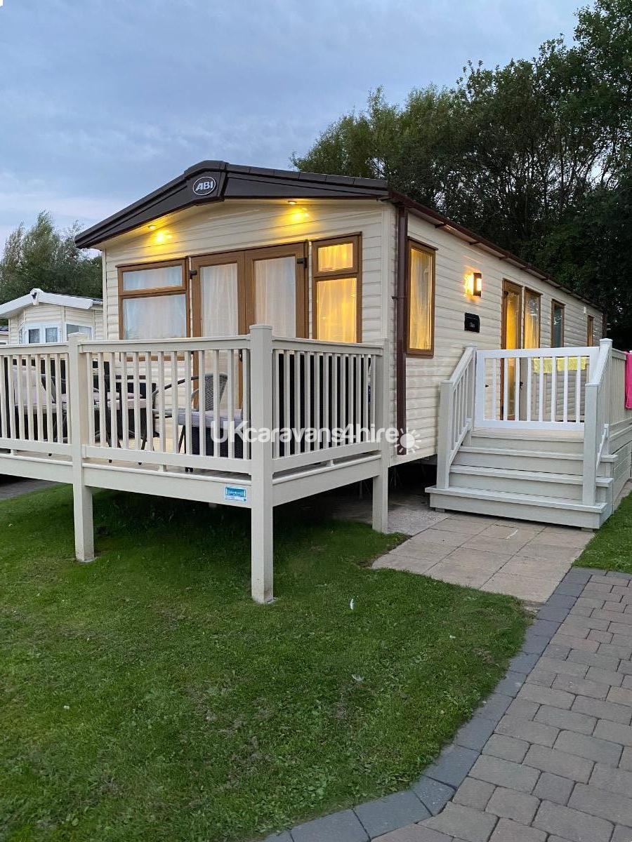 Available For Hire - Static Caravan At Marton Mere Holiday Village