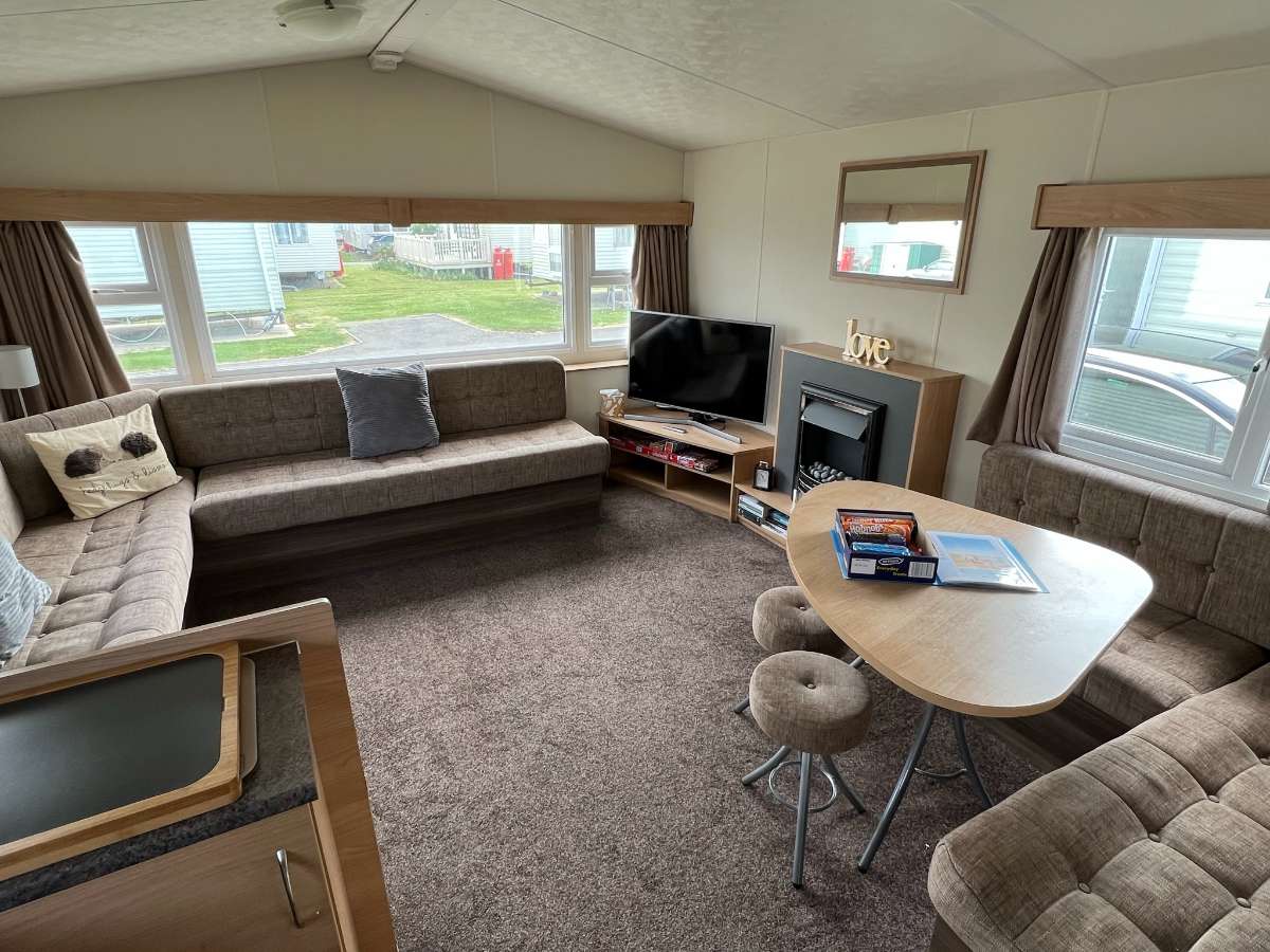 Steeple Bay Holiday Park - Cosy 2 Bedroom, Dog Friendly Caravan ...