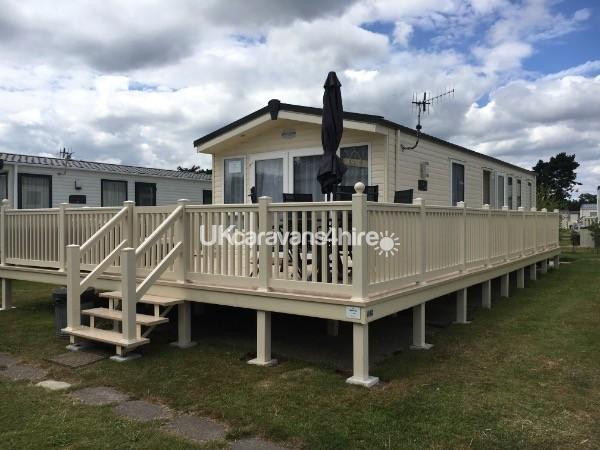 Hoburne Park - Hire a 3 Bedroom Caravan on Hoburne Park in ...