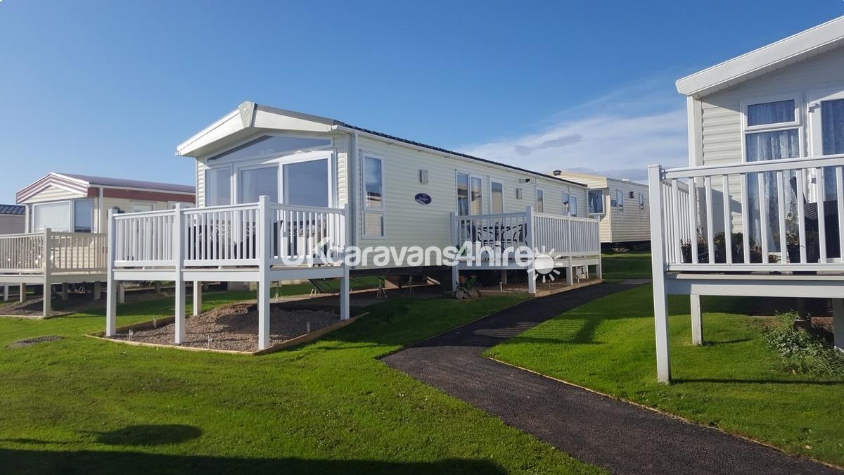 berwick-holiday-park-2-bedroom-caravan-for-hire-berwick-upon-tweed