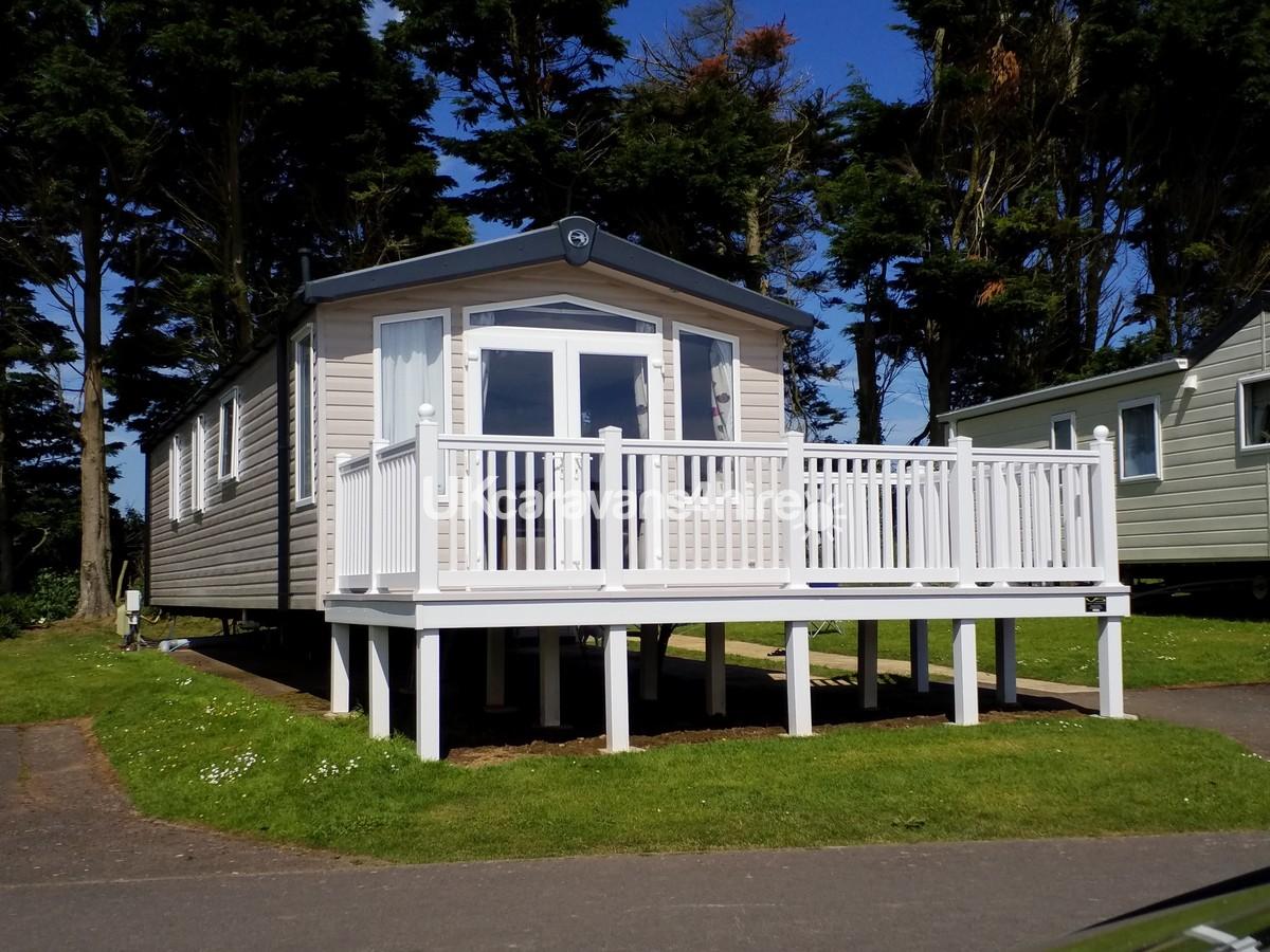 3 Bedroom Caravan For Hire On Devon Cliffs, Exmouth