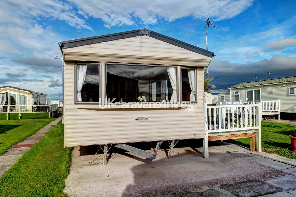 Whitehouse Leisure Park - Rent an 8 Berth Static Caravan in Towyn