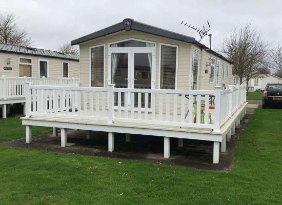 Static Caravans for Hire at Hoburne Cotswold