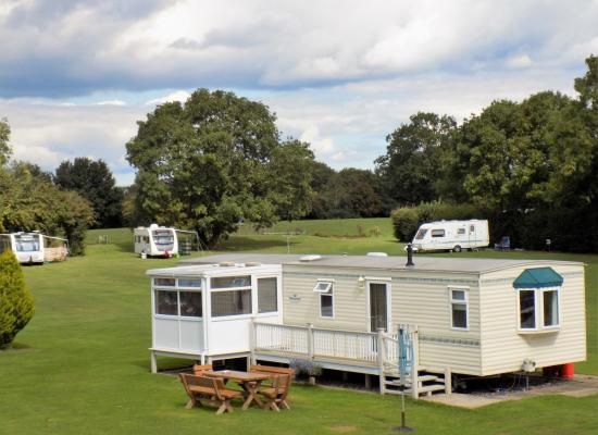 Private Caravan For Hire On Cottage Waters In Lincolnshire